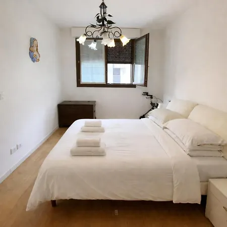 Station Hub - Fiera - Free Parking Appartement Bologna
