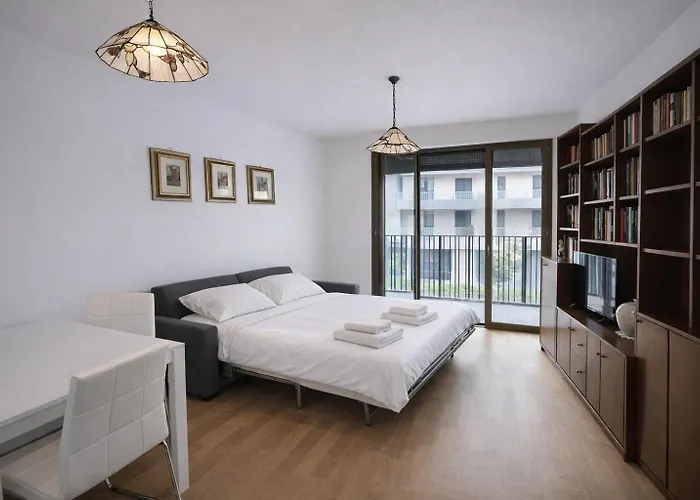 Апартаменты Station Hub - Fiera - Free Parking *