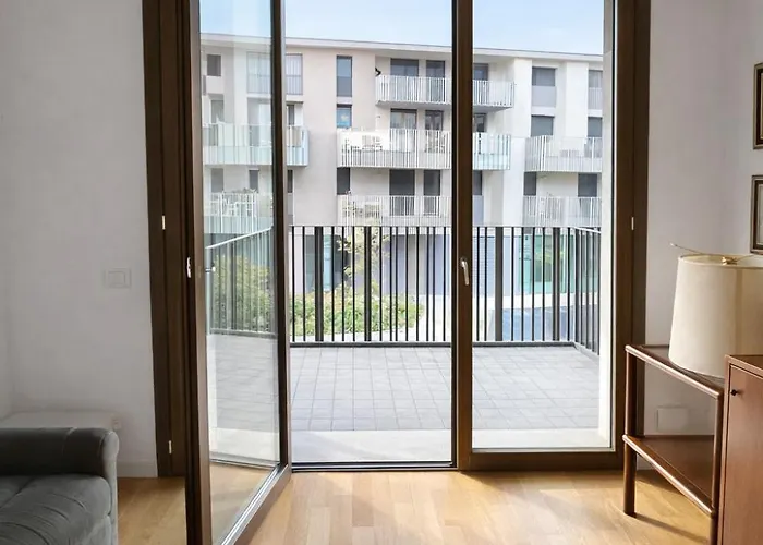 Station Hub - Fiera - Free Parking Апартаменты