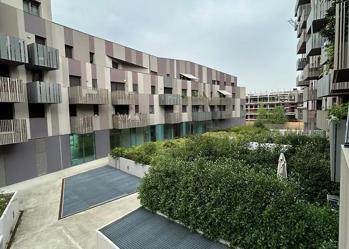 Station Hub - Fiera - Free Parking Апартаменты