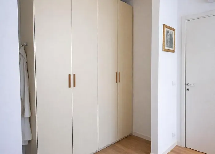 Station Hub - Fiera - Free Parking Апартаменты *