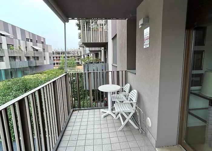 Station Hub - Fiera - Free Parking Апартаменты